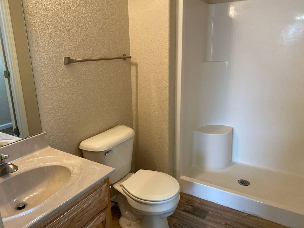 Apartment for rent at 1930 Kissinger St, West Plains, MO 65775