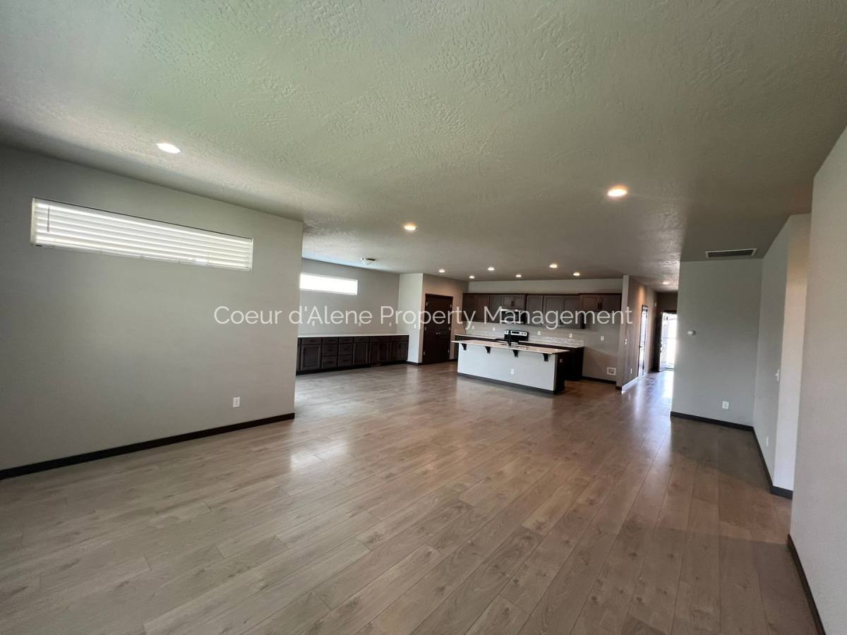 House for rent at 246 N Olivewood Lane, Post Falls, ID 83854