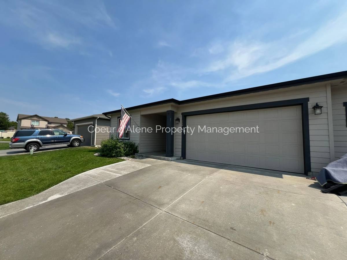 House for rent at 246 N Olivewood Lane, Post Falls, ID 83854