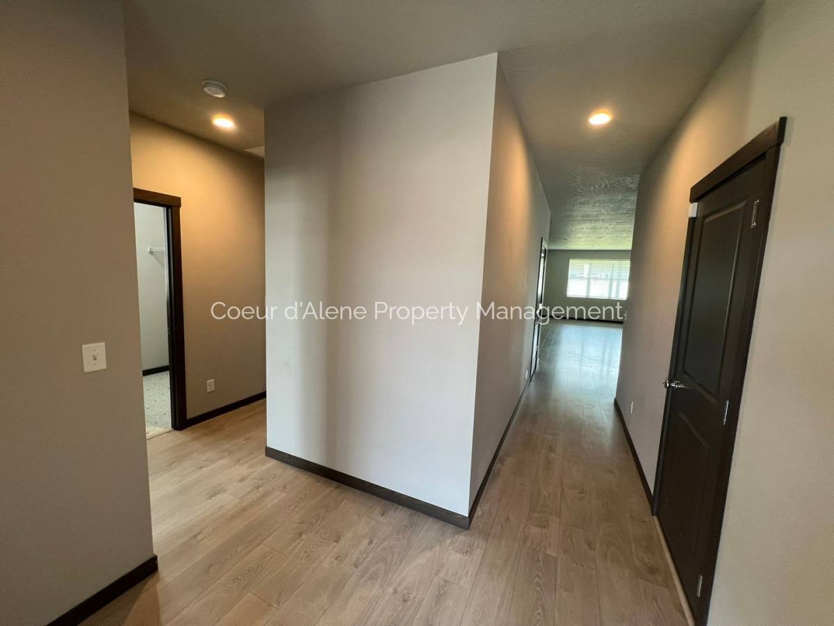 House for rent at 246 N Olivewood Lane, Post Falls, ID 83854