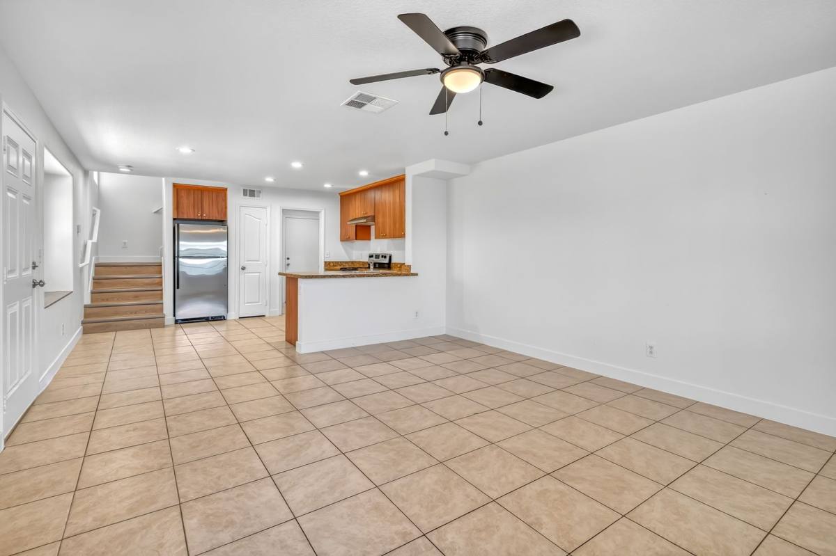 Townhouse for rent at 3021 Aloha Ave, Las Vegas, NV 89121