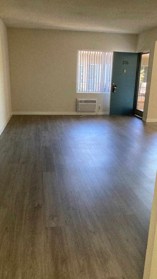 Apartment for rent at 4411 Ventura Canyon Ave, Sherman Oaks, CA 91423