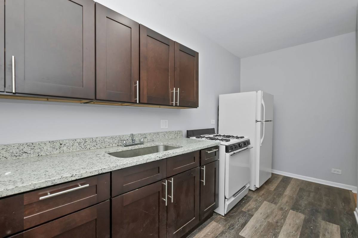 Apartment for rent at 7001-7007 S Merrill Ave, Chicago, IL 60649