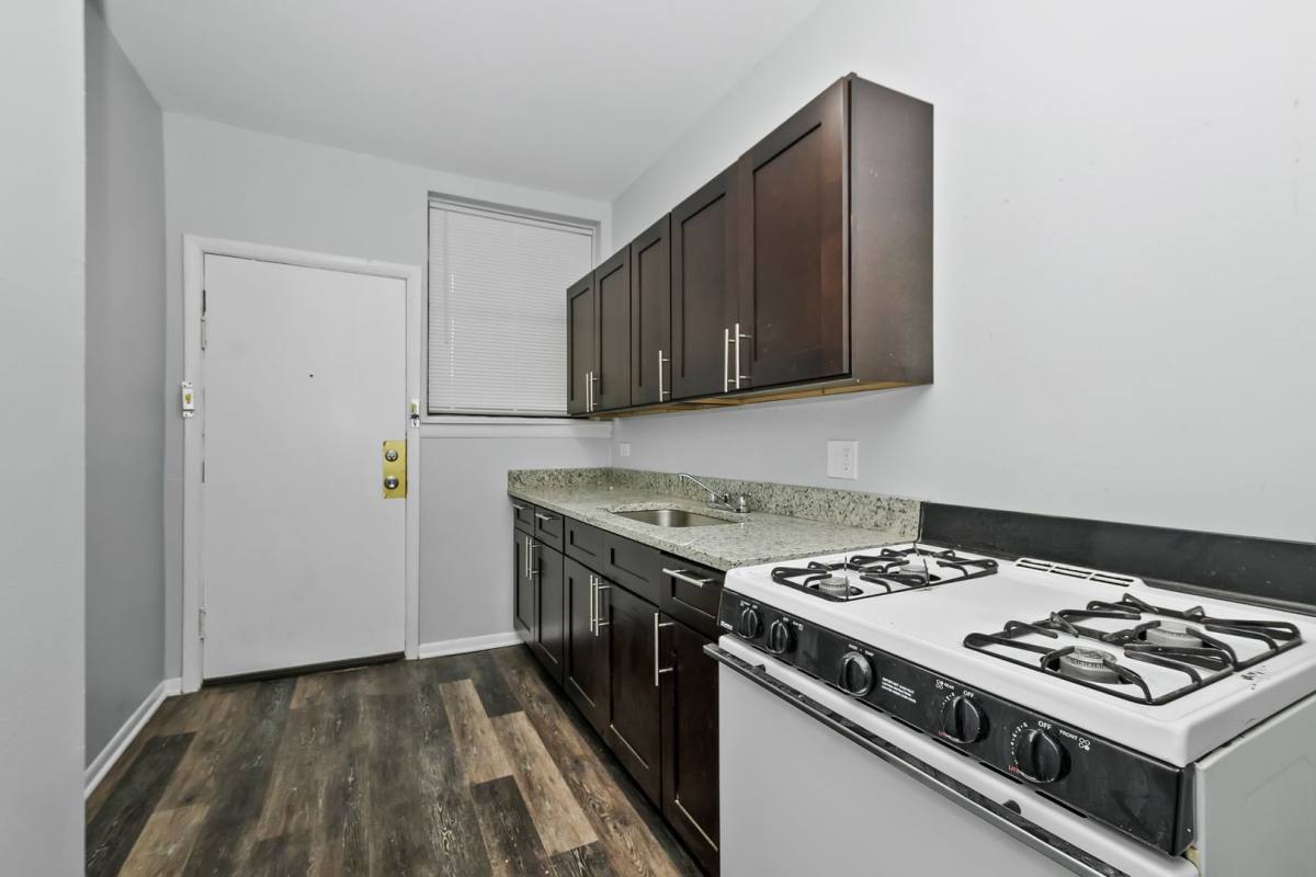 Apartment for rent at 7001-7007 S Merrill Ave, Chicago, IL 60649