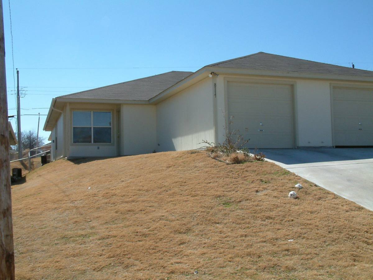 Apartment for rent at 8117-8119 Marydean, Fort Worth, TX 76116