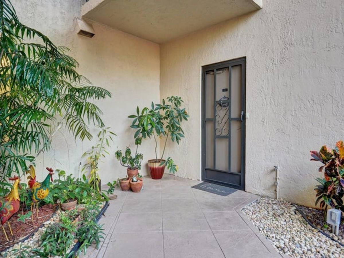House for rent at 7546 La Paz Blvd, Boca Raton, FL 33433