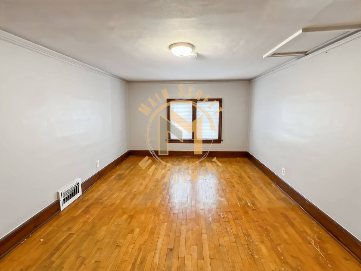 Apartment for rent at 223 E Franklin Ave, Neenah, WI 54956