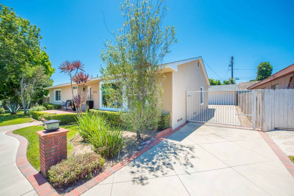 House for rent at 375 Vista Baya, Newport Beach, CA 92660