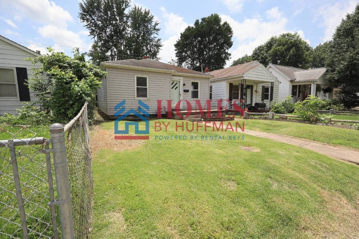 House for rent at 1525 Monroe Ave, Evansville, IN 47714