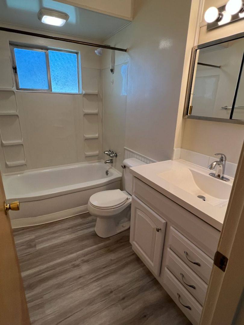 Apartment for rent at 531-571-B Dayton, East Wenatchee, WA 98802