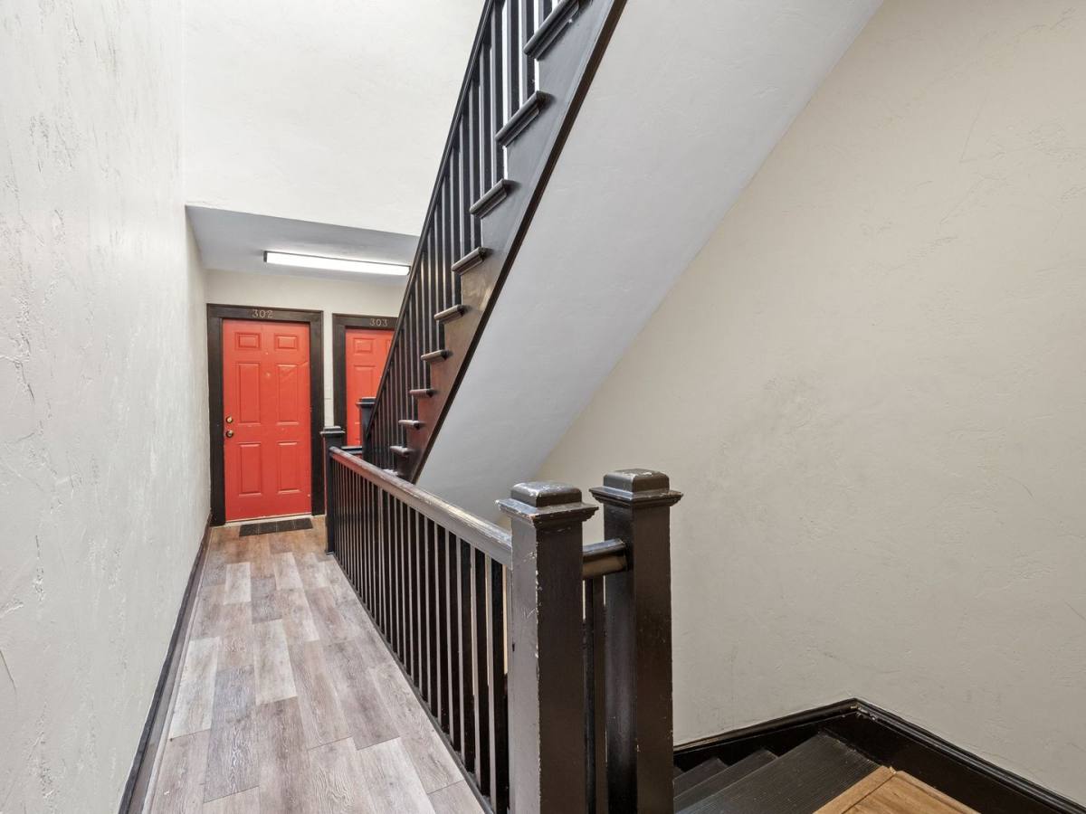 Apartment for rent at 301 Gilmer Ave NW, Roanoke, VA 24016