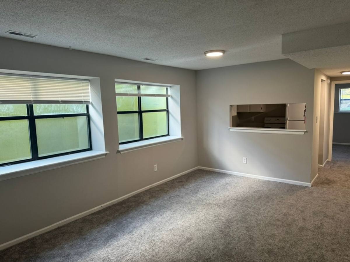 Apartment for rent at 951 Arkansas St, Lawrence, KS 66044
