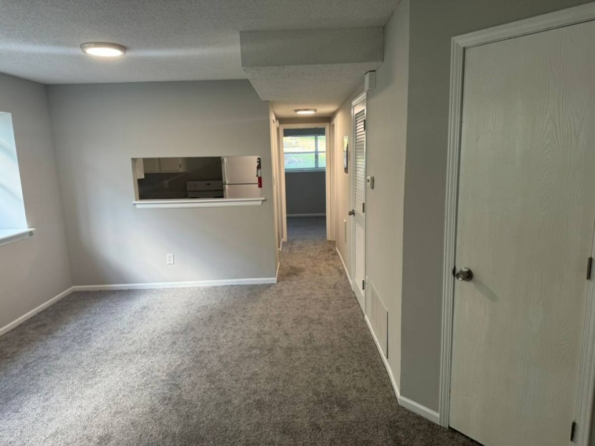 Apartment for rent at 951 Arkansas St, Lawrence, KS 66044