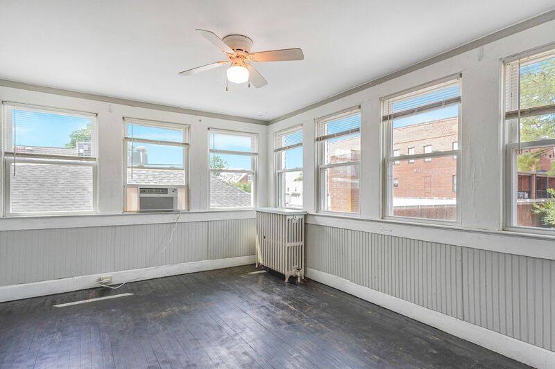 Apartment for rent at 1004 Prince Edward St, Fredericksburg, VA 22401