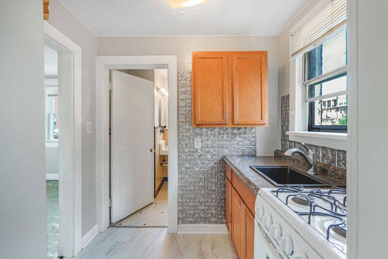 Apartment for rent at 1004 Prince Edward St, Fredericksburg, VA 22401