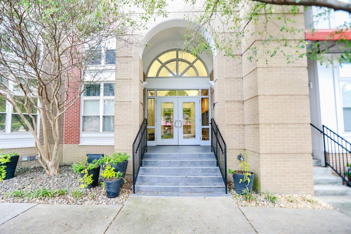 Apartment for rent at 388 Boush St, Norfolk, VA 23510