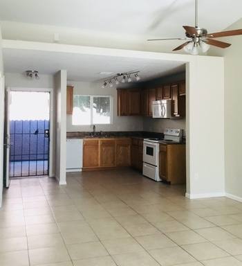 Townhouse for rent at 2402 W Earll Dr, Phoenix, AZ 85015