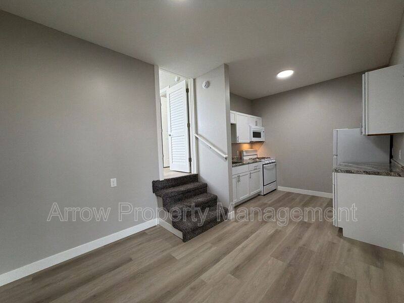 Apartment for rent at 877 N #26, Lincoln, NE 68503