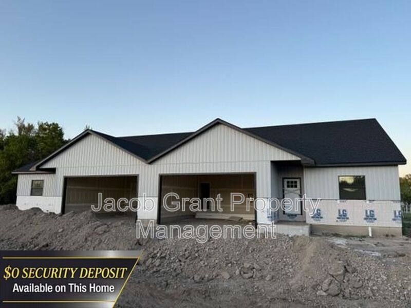 House for rent at 654 N 3511 E, Menan, ID 83434