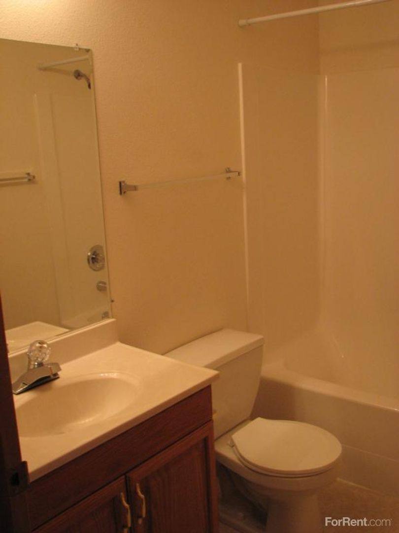 Apartment for rent at 955 S 5th W St, Mountain Home, ID 83647