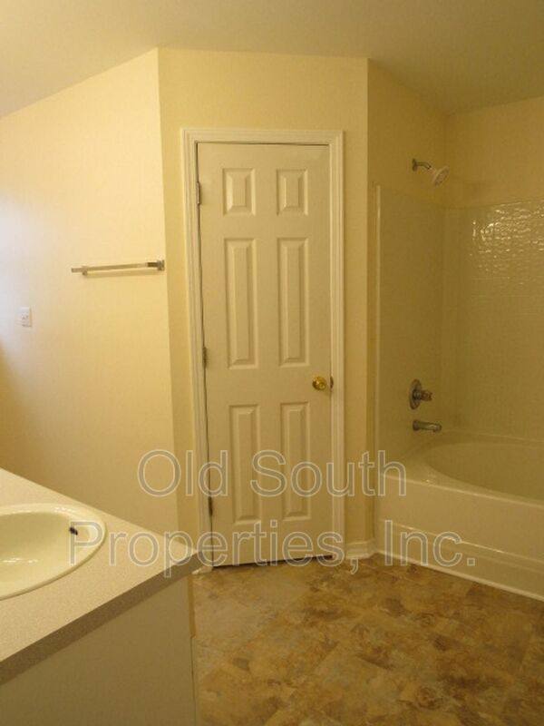 House for rent at 1093 Antigua Circle, Pensacola, FL 32506