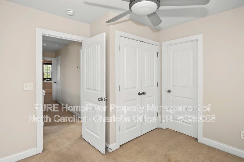 House for rent at 15959 Rose Glenn Lane, Davidson, NC 28036