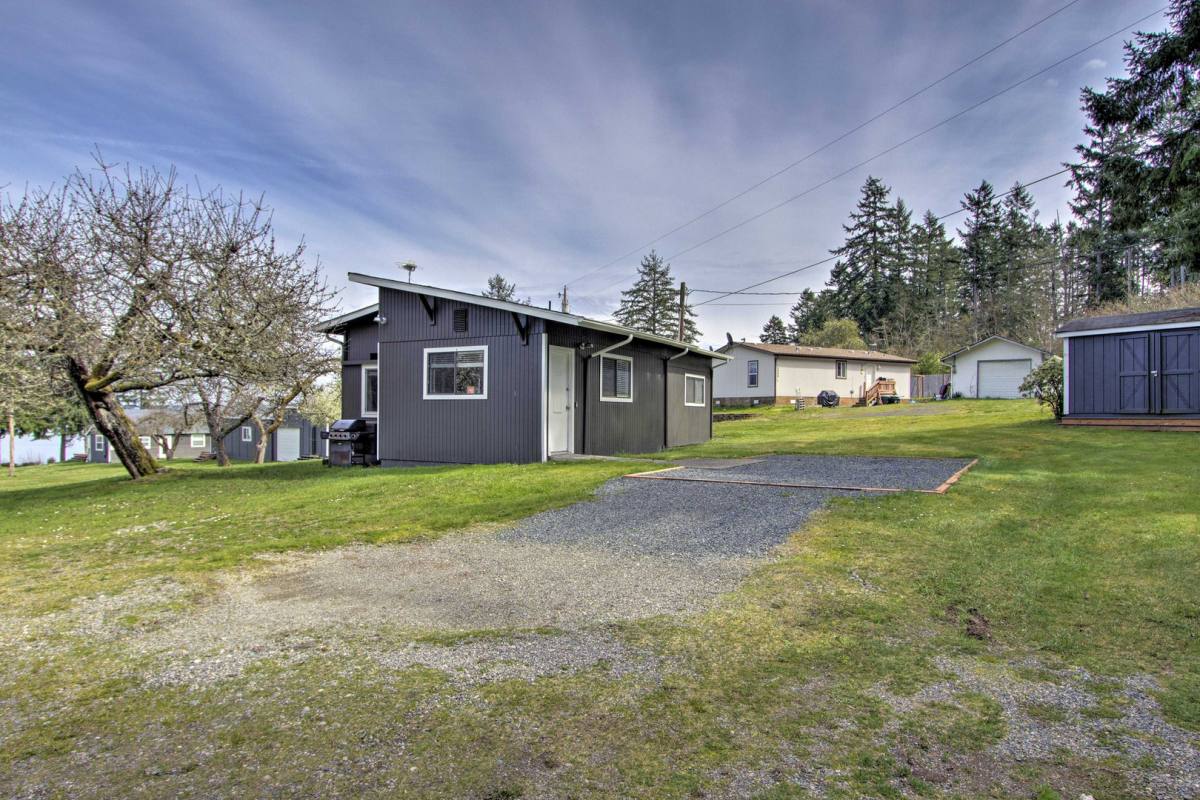 House for rent at 8413 Penny Lane, Anderson Island, WA 98303
