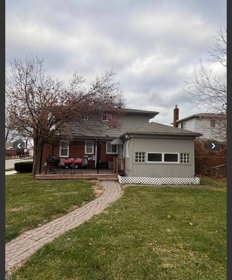 House for rent at 19806 Shady Lane Ave, Saint Clair Shores, MI 48080
