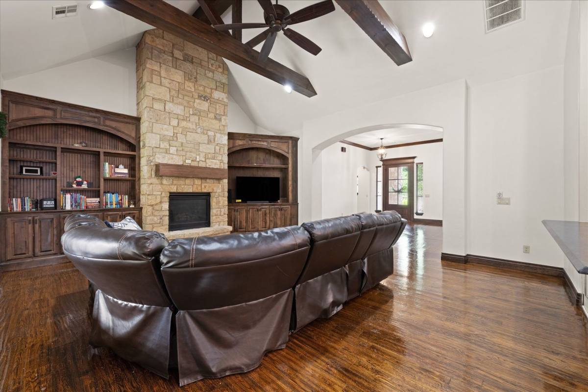 House for rent at 2708 Cattle Dr, Edmond, OK 73034
