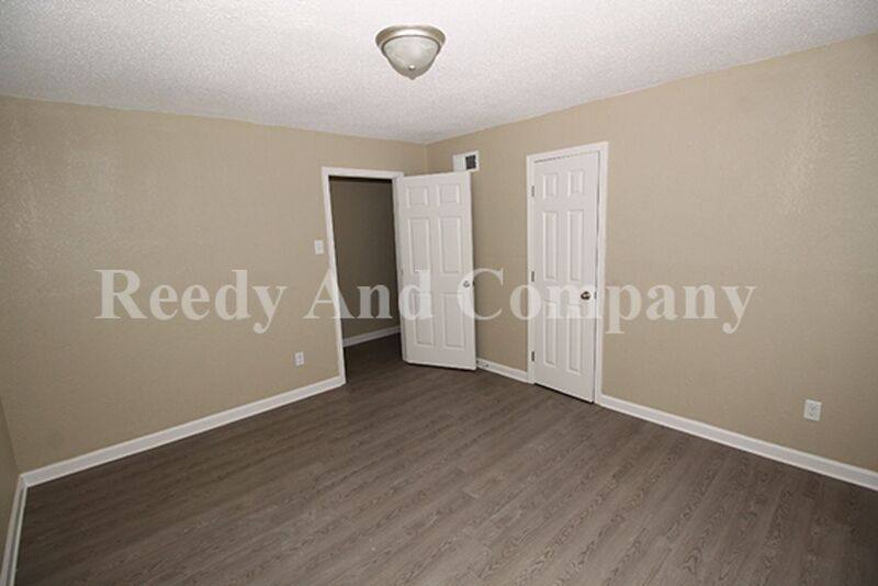 House for rent at 93 Eastview Dr, Memphis, TN 38111
