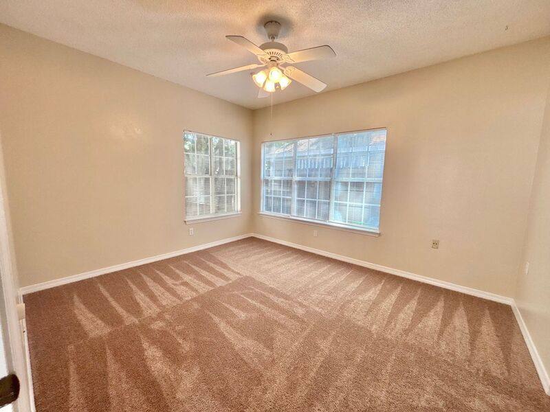 House for rent at 189 Wildflower Lane, Pensacola, FL 32514