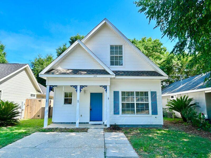 House for rent at 189 Wildflower Lane, Pensacola, FL 32514