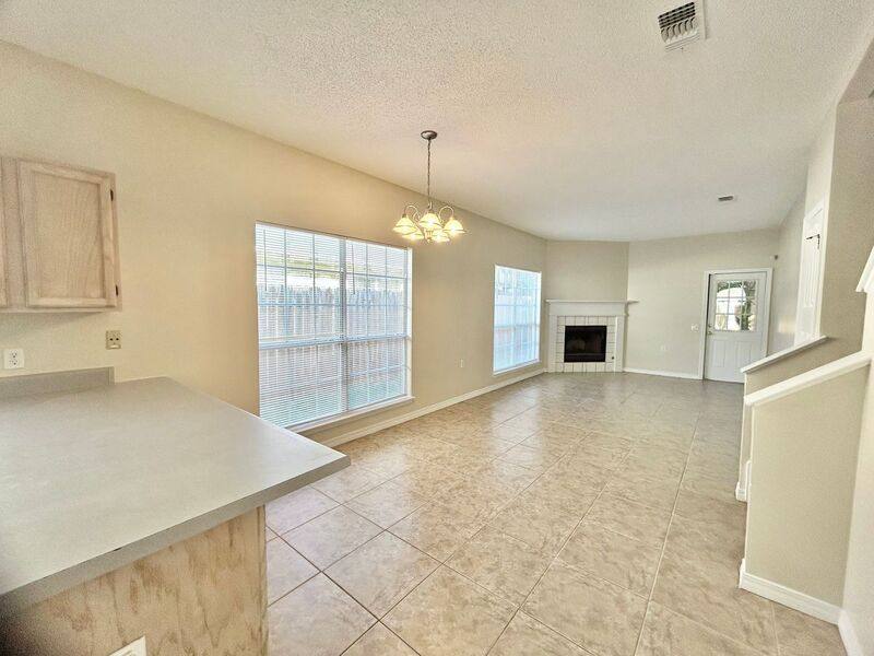 House for rent at 189 Wildflower Lane, Pensacola, FL 32514