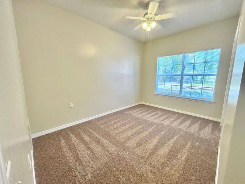 House for rent at 189 Wildflower Lane, Pensacola, FL 32514
