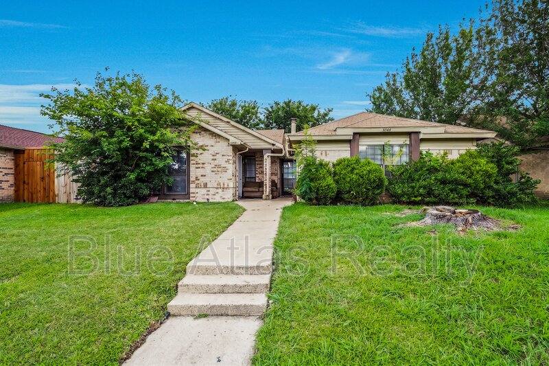 House for rent at 3048 Navarro Lane #1, Grand Prairie, TX 75052