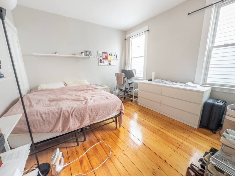 Apartment for rent at 589 Franklin St #1, Cambridge, MA 02139