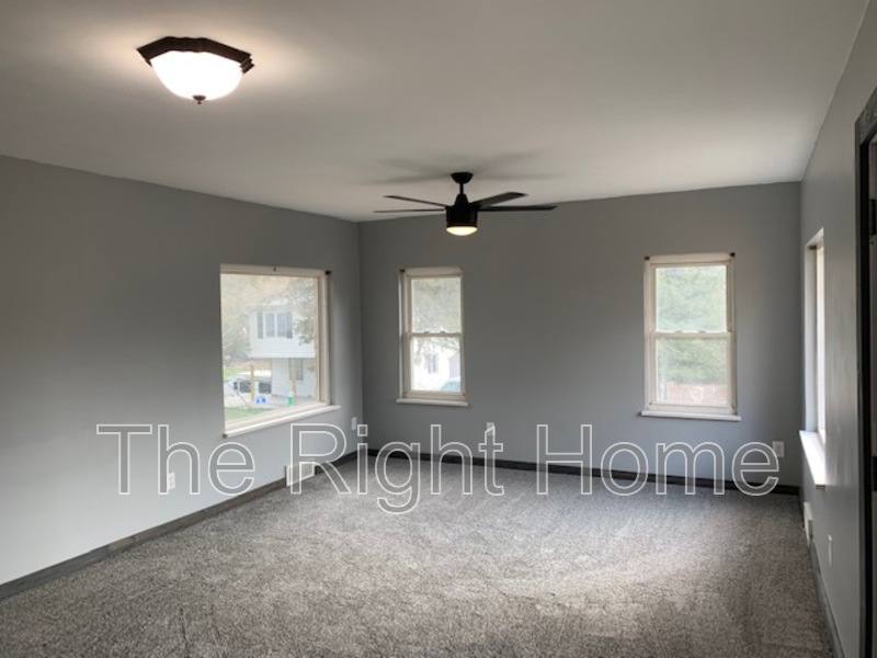 House for rent at 5628 S 51st Ave, Omaha, NE 68117