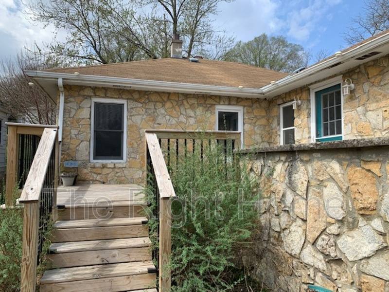 House for rent at 5628 S 51st Ave, Omaha, NE 68117