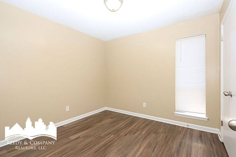 House for rent at 5104 Corkwood Dr, Memphis, TN 38127