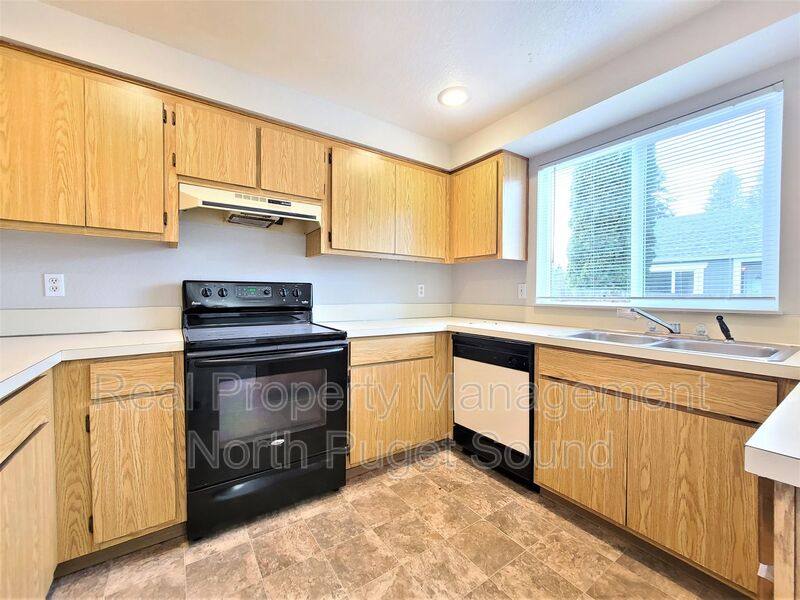 House for rent at 1414 128th Dr NE, Lake Stevens, WA 98258