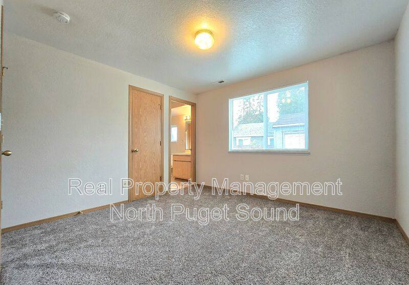 House for rent at 1414 128th Dr NE, Lake Stevens, WA 98258