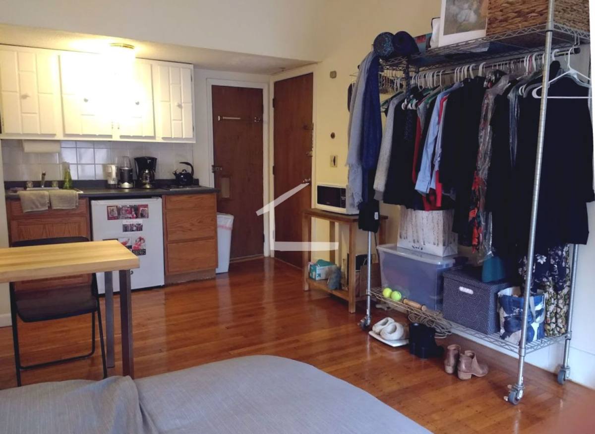Apartment for rent at 901 Beacon St #16, Boston, MA 02215