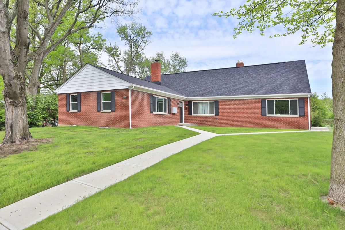 Apartment for rent at 154 Fairway Dr, Columbus, OH 43214