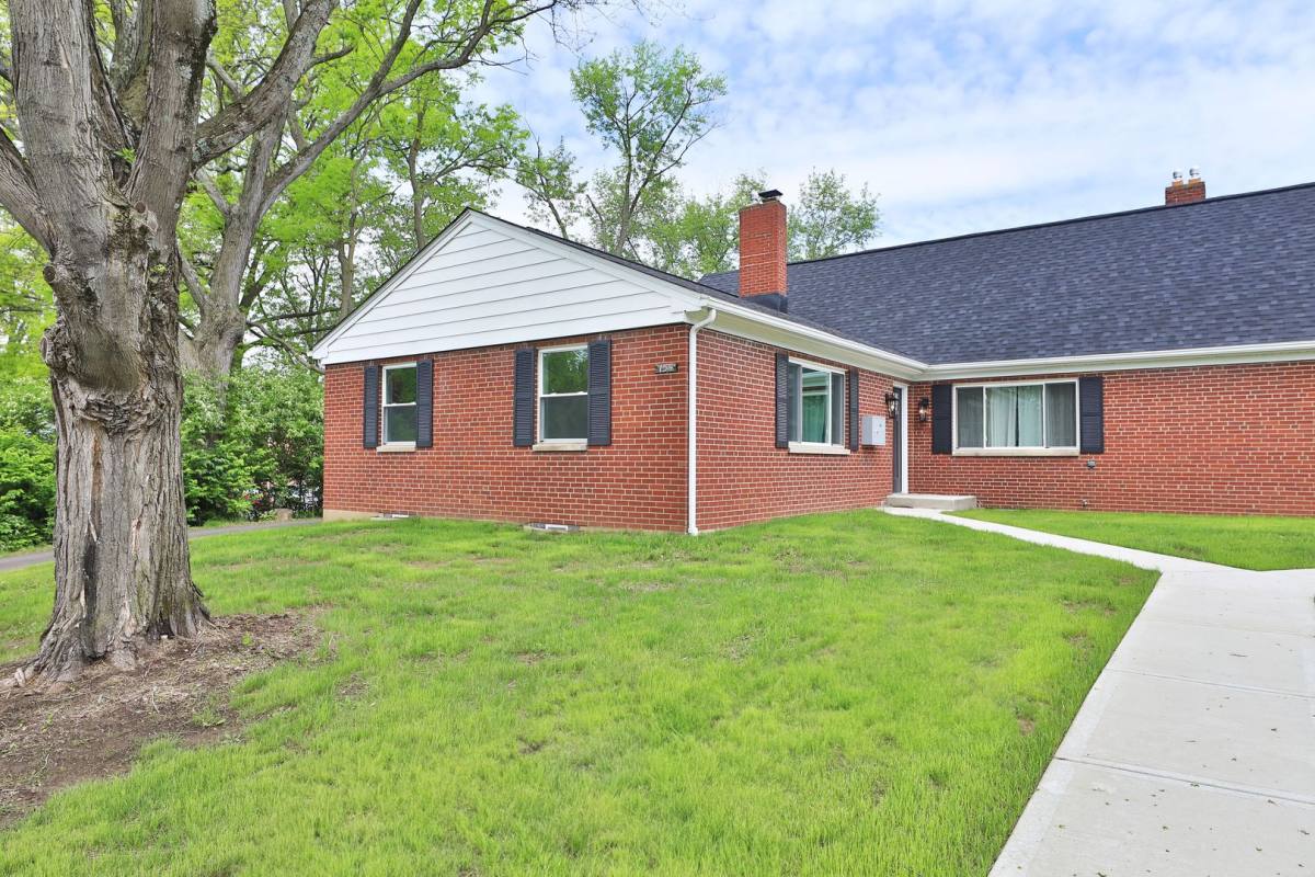 Apartment for rent at 154 Fairway Dr, Columbus, OH 43214