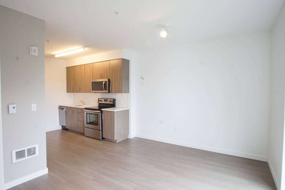 Apartment for rent at 1313 SE Spokane St, Portland, OR 97202