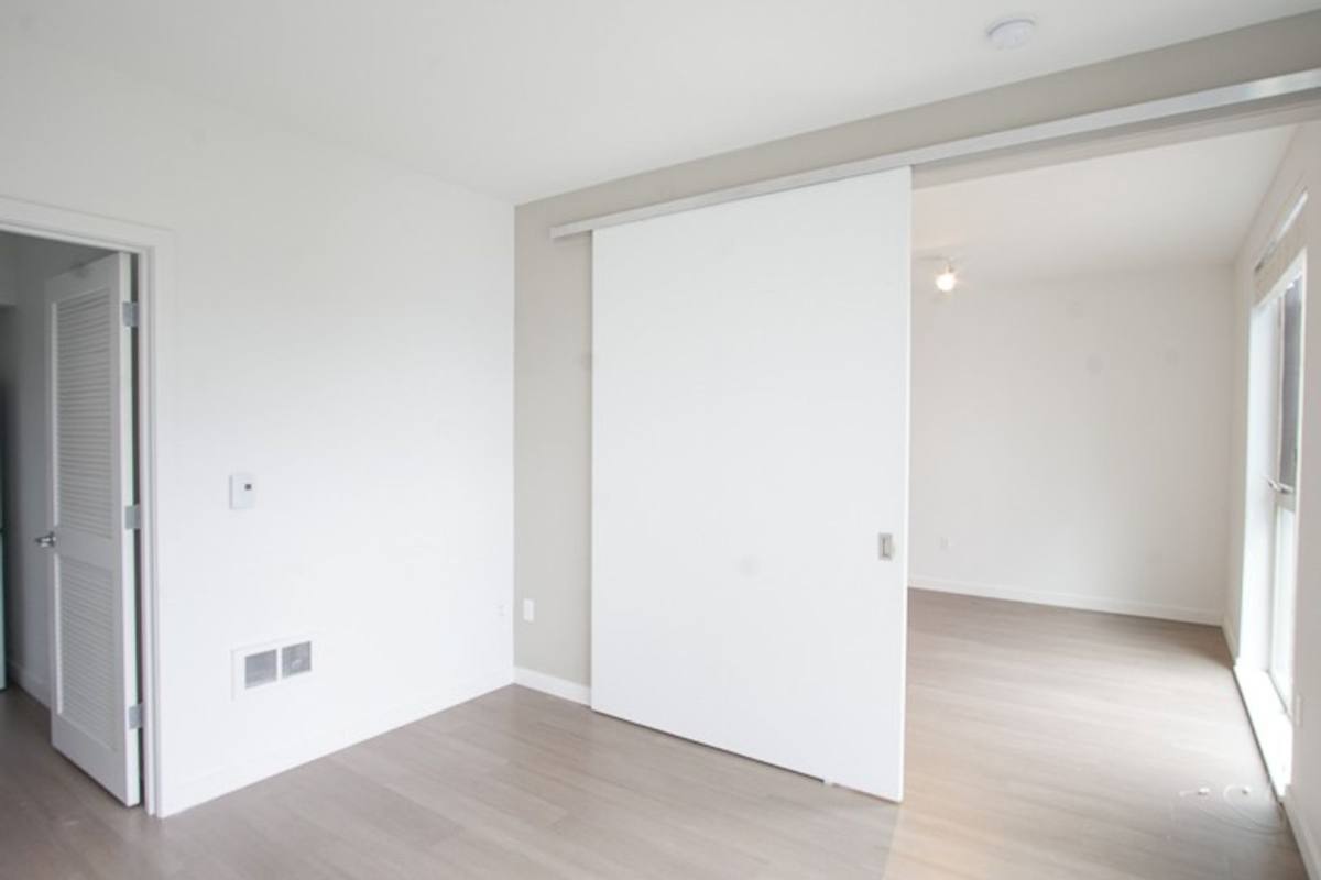Apartment for rent at 1313 SE Spokane St, Portland, OR 97202