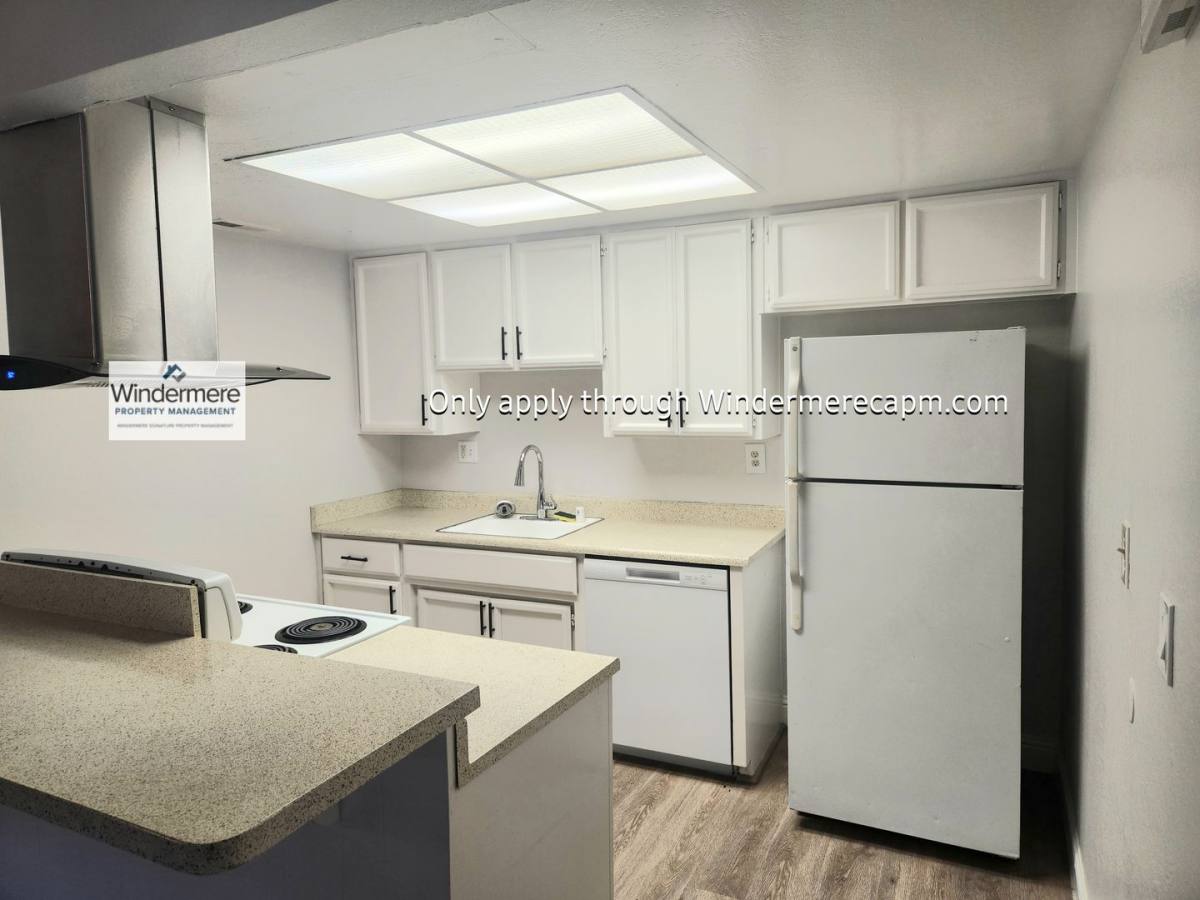 Apartment for rent at 3329 Jayanne Way, Carmichael, CA 95608