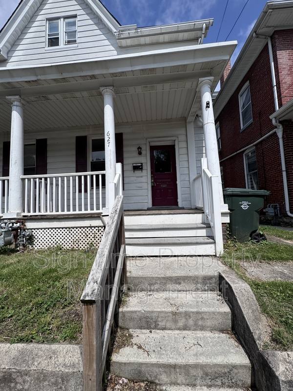 Apartment for rent at 627 N Mulberry St, Hagerstown, MD 21740