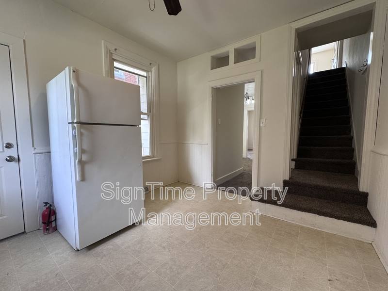 Apartment for rent at 627 N Mulberry St, Hagerstown, MD 21740