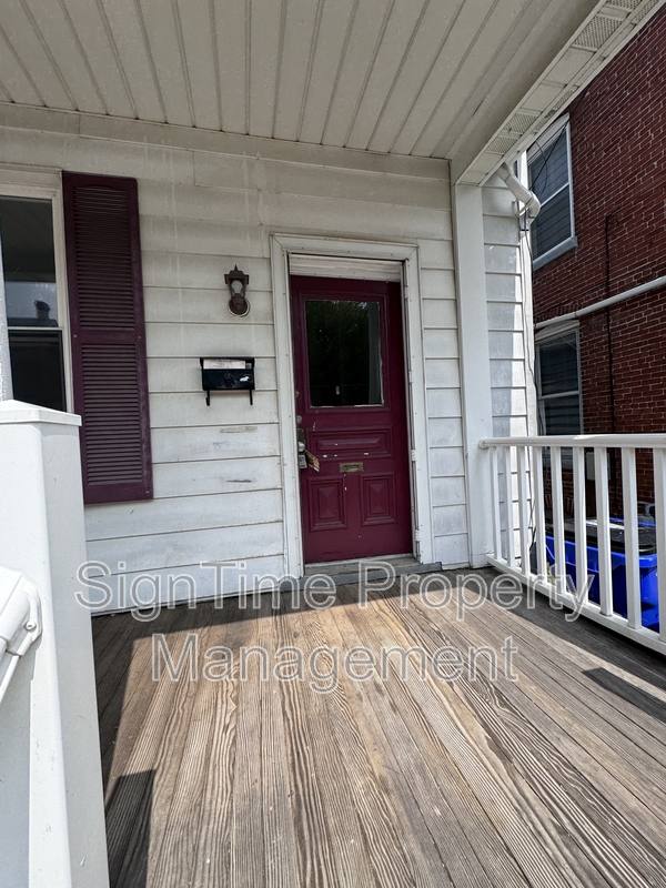 Apartment for rent at 627 N Mulberry St, Hagerstown, MD 21740